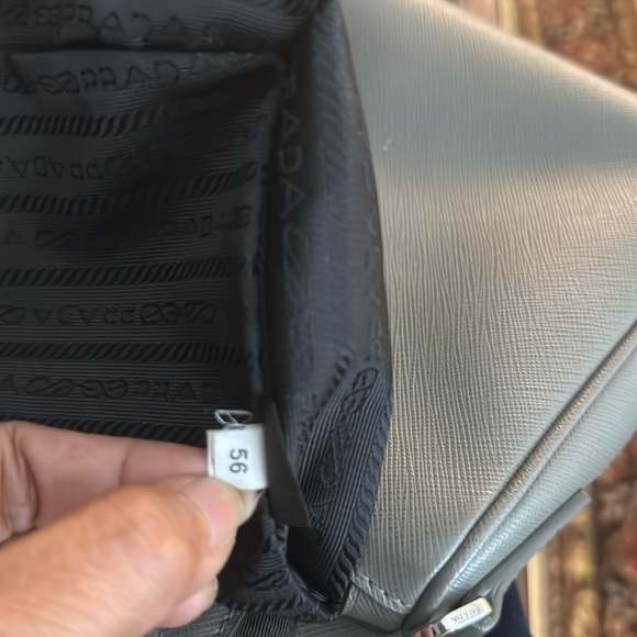 Prada Gray Women's Bag with Matching Wallet - Picture 14 of 17